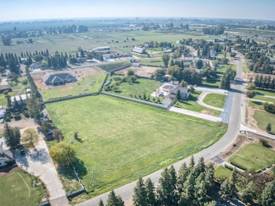 1 E Princeton Ave, Sanger, CA 93657 - photo 5