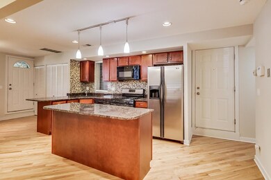 4824 N Hoyne Ave unit 1, Chicago, IL 60625 - photo 6