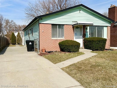 17459 Roseville Blvd, Roseville, MI 48066 - photo 3