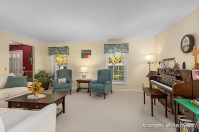 2526 Birchcrest Dr SE, Grand Rapids, MI 49506 - photo 7