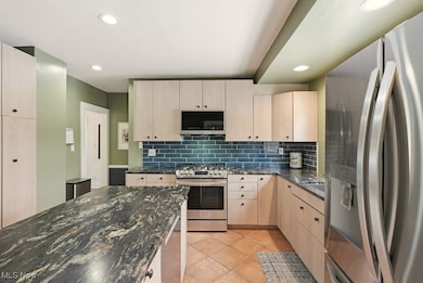 7032 Darrow Rd, Hudson, OH 44236 - photo 6