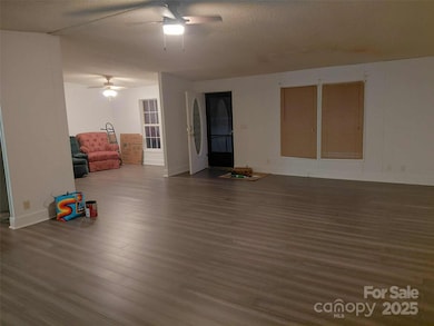 1900 Shady Ln, Newton, NC 28658 - photo 2