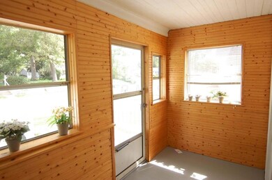 635 W 8th St, Marysville, OH 43040 - photo 6