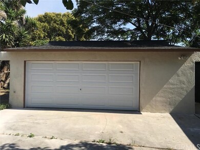 11707 Antwerp Ave, Los Angeles, CA 90059 - photo 2