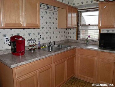 Basement kitchen appliances included
