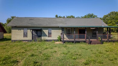 Commercial listing in Hardy Arkansas002