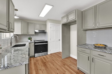 1009 N 250 W, Clearfield, UT 84015 - photo 7