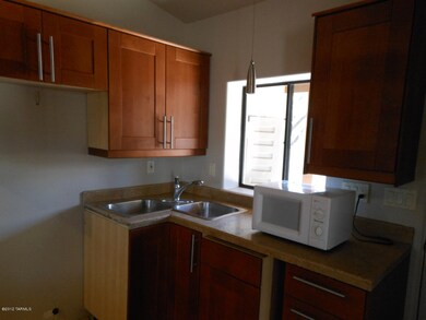 3419 N Wilson Ave unit B, Tucson, AZ 85719 - photo 6