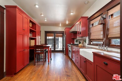 2201 West Blvd, Los Angeles, CA 90016 - photo 7