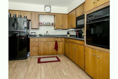 Kitchen. All appliances included. HSA 5 star warra