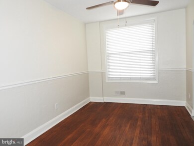 3221 Pelham Ave, Baltimore, MD 21213 - photo 4