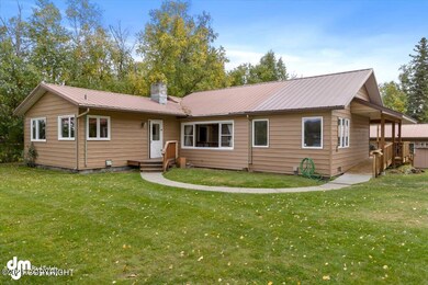 01-Exterior_DMD_0563