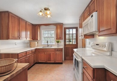 7 Spring St, Weymouth, MA 02188 - photo 7
