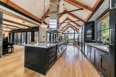 11454 Henness Rd, Truckee, CA 96161 - photo 5