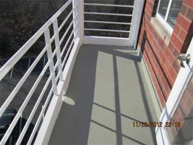 Hingham Woods unit 607, South Weymouth, MA 02190 - photo 4