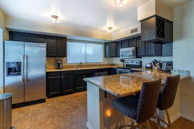 Kitchen (2)