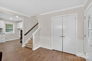 13423 Idlefield Ln, Matthews, NC 28105 - photo 4