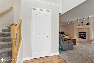 20104 Highland Ridge Dr, Eagle River, AK 99577 - photo 4