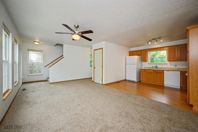 936 Mckinley Ave unit 1, Des Moines, IA 50315 - photo 6
