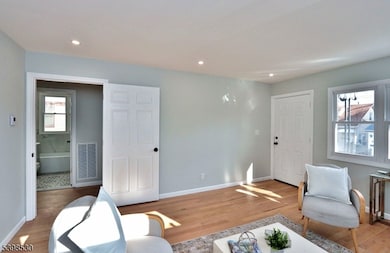 39 Grant Place, Irvington, NJ 07111 - photo 6