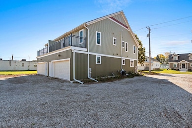 418 4th St, Green Bay, WI 54304 - photo 5