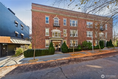 905 NE 43rd St unit 108, Seattle, WA 98105 - photo 3