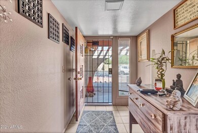 3126 N Yucca St-2