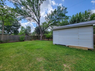 11010 Overlea Dr, Houston, TX 77089 - photo 5