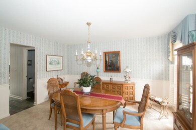 153 E Thompson Dr, Wheaton, IL 60189 - photo 2