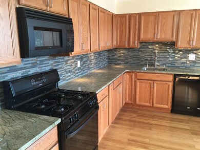 53 Moshier St unit B, Greenwich, CT 06831 - photo 3