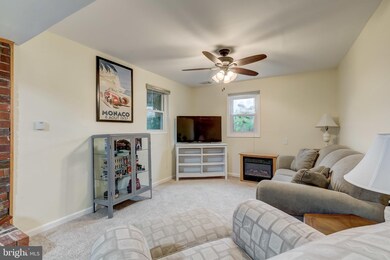 2125 Round Hill Rd, Fallston, MD 21047 - photo 5