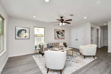 2213 Melbourne St, Houston, TX 77026 - photo 6