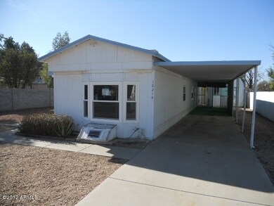 023-258035 front right