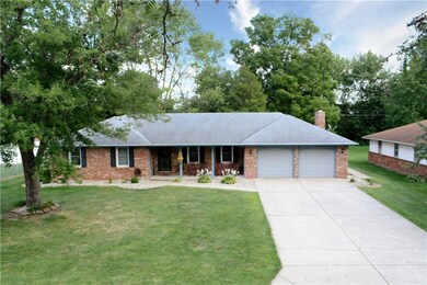 208 S Roby Dr, Anderson, IN 46012 - photo 2