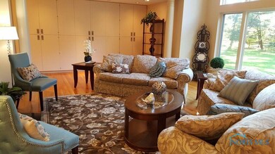 2507 Edgehill Rd, Ottawa Hills, OH 43615 - photo 6