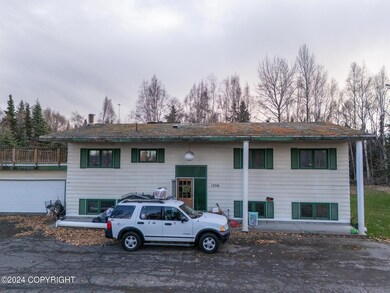 1730 W Dimond-011