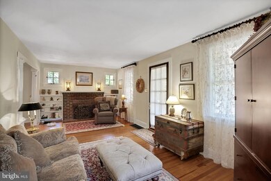 233 S Washington Ave, Moorestown, NJ 08057 - photo 4