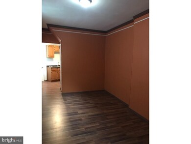 422 S 5th St, Reading, PA 19602 - photo 4