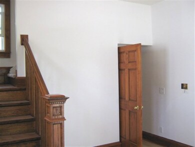 716 W 9th St, Davenport, IA 52804 - photo 7