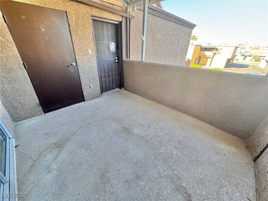 1424 Santa Anita Dr unit 112, Las Vegas, NV 89119 - photo 2