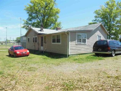 213 W Front St, Iva, SC 29655 - photo 3