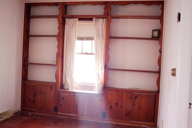 2144 W High St, Davenport, IA 52804 - photo 5