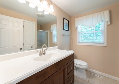 11 Emerson Rd, Nashua, NH 03062 - photo 7