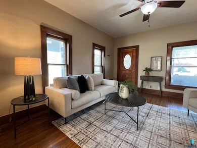 10 S University St, Vermillion, SD 57069 - photo 4