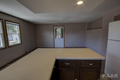 2127 W 2nd St, Davenport, IA 52802 - photo 7