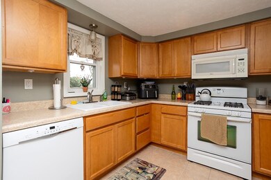 7202 E 350 N, Rolling Prairie, IN 46371 - photo 7