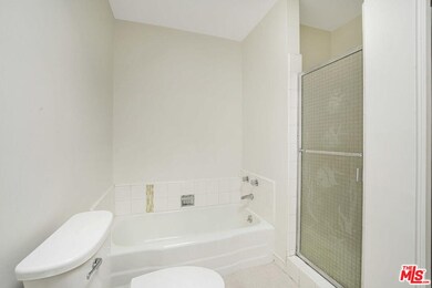 1539 N Laurel Ave unit 16, Los Angeles, CA 90046 - photo 6