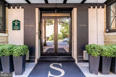 Swarthmore Condos unit 611, Washington, DC 20037 - photo 2