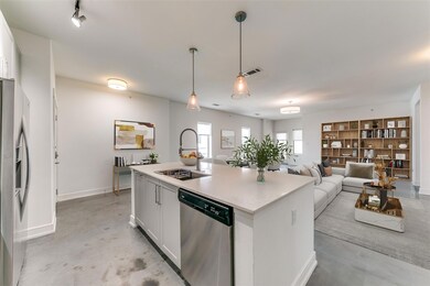 5714 Mccommas Blvd unit 104, Dallas, TX 75206 - photo 6