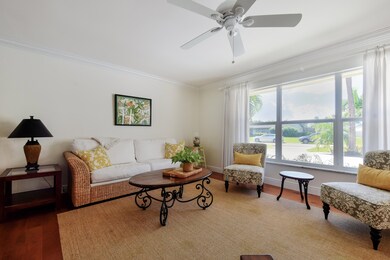 Smooth ceiling in living room